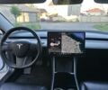 Белый Тесла Модель 3, объемом двигателя 0 л и пробегом 111 тыс. км за 16500 $, фото 13 на Automoto.ua