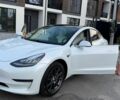 Белый Тесла Модель 3, объемом двигателя 0 л и пробегом 150 тыс. км за 13000 $, фото 1 на Automoto.ua