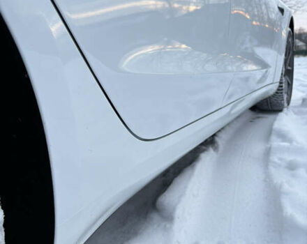 Білий Тесла Модель 3, об'ємом двигуна 0 л та пробігом 96 тис. км за 19000 $, фото 20 на Automoto.ua