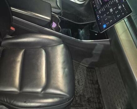 Білий Тесла Модель 3, об'ємом двигуна 0 л та пробігом 145 тис. км за 18000 $, фото 8 на Automoto.ua