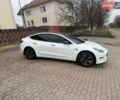 Білий Тесла Модель 3, об'ємом двигуна 0 л та пробігом 94 тис. км за 16700 $, фото 6 на Automoto.ua
