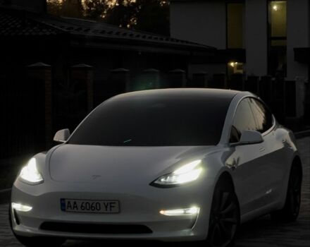 Білий Тесла Модель 3, об'ємом двигуна 0 л та пробігом 76 тис. км за 20500 $, фото 1 на Automoto.ua