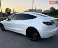 Белый Тесла Модель 3, объемом двигателя 0 л и пробегом 57 тыс. км за 21000 $, фото 19 на Automoto.ua