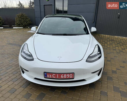 Белый Тесла Модель 3, объемом двигателя 0 л и пробегом 132 тыс. км за 17900 $, фото 24 на Automoto.ua