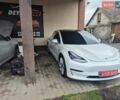 Білий Тесла Модель 3, об'ємом двигуна 0 л та пробігом 122 тис. км за 16800 $, фото 3 на Automoto.ua