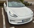 Білий Тесла Модель 3, об'ємом двигуна 0 л та пробігом 106 тис. км за 18500 $, фото 1 на Automoto.ua