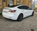 Белый Тесла Модель 3, объемом двигателя 0 л и пробегом 87 тыс. км за 15900 $, фото 1 на Automoto.ua