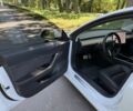 Білий Тесла Модель 3, об'ємом двигуна 0 л та пробігом 93 тис. км за 16999 $, фото 10 на Automoto.ua