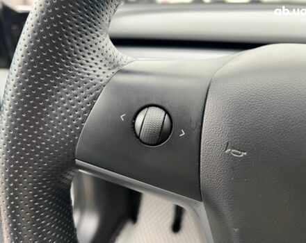 Білий Тесла Модель 3, об'ємом двигуна 0 л та пробігом 203 тис. км за 12000 $, фото 21 на Automoto.ua