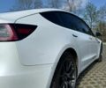Белый Тесла Модель 3, объемом двигателя 0 л и пробегом 100 тыс. км за 13900 $, фото 14 на Automoto.ua