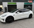 Белый Тесла Модель 3, объемом двигателя 0 л и пробегом 255 тыс. км за 15400 $, фото 1 на Automoto.ua