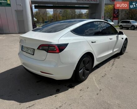 Белый Тесла Модель 3, объемом двигателя 0 л и пробегом 202 тыс. км за 14500 $, фото 4 на Automoto.ua