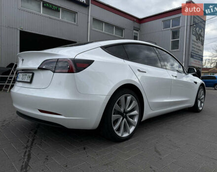 Тесла Модель 3 2019 у Белой Церкве на Automoto.ua Білий Тесла Модель 3, об'ємом двигуна 0 л та пробігом 44 тис. км за 15900 $, фото 3 на Automoto.ua