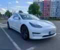 Білий Тесла Модель 3, об'ємом двигуна 0 л та пробігом 117 тис. км за 16900 $, фото 2 на Automoto.ua