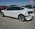 Білий Тесла Модель 3, об'ємом двигуна 0 л та пробігом 70 тис. км за 2900 $, фото 1 на Automoto.ua