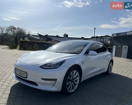 Білий Тесла Модель 3, об'ємом двигуна 0 л та пробігом 178 тис. км за 14800 $, фото 4 на Automoto.ua