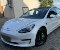 Белый Тесла Модель 3, объемом двигателя 0 л и пробегом 65 тыс. км за 17000 $, фото 1 на Automoto.ua