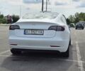 Белый Тесла Модель 3, объемом двигателя 0 л и пробегом 126 тыс. км за 19999 $, фото 48 на Automoto.ua