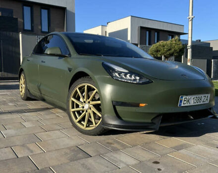 Белый Тесла Модель 3, объемом двигателя 0 л и пробегом 132 тыс. км за 13500 $, фото 12 на Automoto.ua