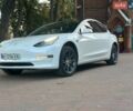 Білий Тесла Модель 3, об'ємом двигуна 0 л та пробігом 124 тис. км за 17300 $, фото 1 на Automoto.ua