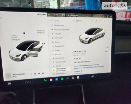 Білий Тесла Модель 3, об'ємом двигуна 0 л та пробігом 75 тис. км за 25500 $, фото 10 на Automoto.ua
