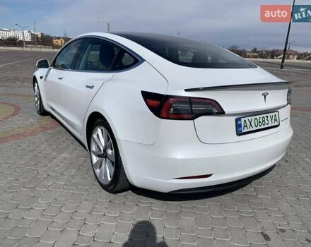 Білий Тесла Модель 3, об'ємом двигуна 0 л та пробігом 167 тис. км за 25500 $, фото 12 на Automoto.ua