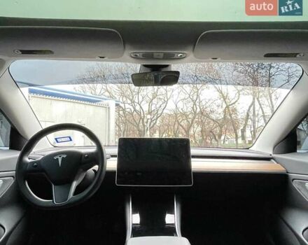 Белый Тесла Модель 3, объемом двигателя 0 л и пробегом 131 тыс. км за 21300 $, фото 8 на Automoto.ua