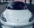 Белый Тесла Модель 3, объемом двигателя 0 л и пробегом 130 тыс. км за 16900 $, фото 1 на Automoto.ua