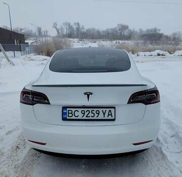 Білий Тесла Модель 3, об'ємом двигуна 0 л та пробігом 130 тис. км за 15500 $, фото 14 на Automoto.ua