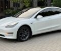 Білий Тесла Модель 3, об'ємом двигуна 0 л та пробігом 128 тис. км за 13000 $, фото 2 на Automoto.ua