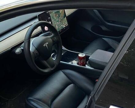 Білий Тесла Модель 3, об'ємом двигуна 0 л та пробігом 183 тис. км за 332 $, фото 2 на Automoto.ua
