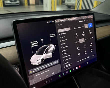 Білий Тесла Модель 3, об'ємом двигуна 0 л та пробігом 145 тис. км за 16900 $, фото 11 на Automoto.ua