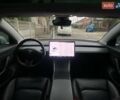 Білий Тесла Модель 3, об'ємом двигуна 0 л та пробігом 130 тис. км за 17200 $, фото 17 на Automoto.ua