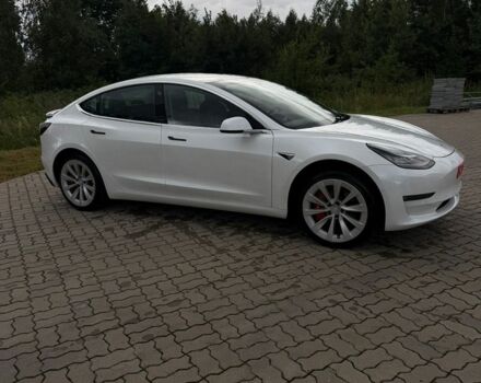 Білий Тесла Модель 3, об'ємом двигуна 0 л та пробігом 120 тис. км за 15200 $, фото 2 на Automoto.ua