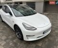 Белый Тесла Модель 3, объемом двигателя 0 л и пробегом 100 тыс. км за 18400 $, фото 3 на Automoto.ua