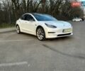 Белый Тесла Модель 3, объемом двигателя 0 л и пробегом 160 тыс. км за 19500 $, фото 12 на Automoto.ua