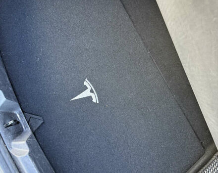 Белый Тесла Модель 3, объемом двигателя 0 л и пробегом 89 тыс. км за 16999 $, фото 16 на Automoto.ua