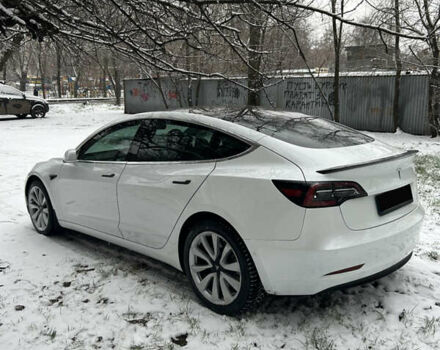 Белый Тесла Модель 3, объемом двигателя 0 л и пробегом 49 тыс. км за 17000 $, фото 6 на Automoto.ua