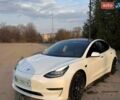 Білий Тесла Модель 3, об'ємом двигуна 0 л та пробігом 83 тис. км за 15599 $, фото 1 на Automoto.ua