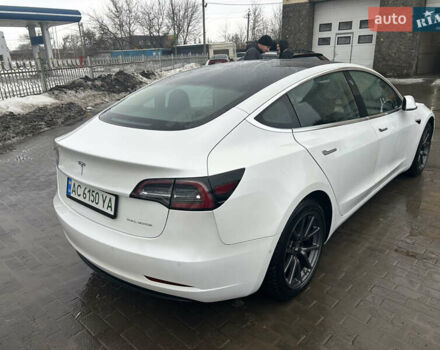 Білий Тесла Модель 3, об'ємом двигуна 0 л та пробігом 140 тис. км за 15700 $, фото 5 на Automoto.ua
