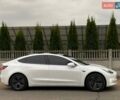 Білий Тесла Модель 3, об'ємом двигуна 0 л та пробігом 130 тис. км за 17200 $, фото 5 на Automoto.ua