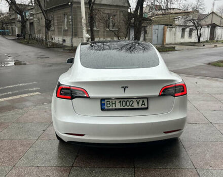 Белый Тесла Модель 3, объемом двигателя 0 л и пробегом 37 тыс. км за 20000 $, фото 6 на Automoto.ua
