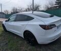 Білий Тесла Модель 3, об'ємом двигуна 0 л та пробігом 120 тис. км за 19700 $, фото 1 на Automoto.ua