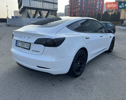 Белый Тесла Модель 3, объемом двигателя 0 л и пробегом 101 тыс. км за 18400 $, фото 6 на Automoto.ua