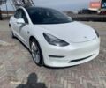 Білий Тесла Модель 3, об'ємом двигуна 0 л та пробігом 167 тис. км за 25500 $, фото 2 на Automoto.ua