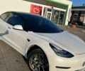 Белый Тесла Модель 3, объемом двигателя 0 л и пробегом 155 тыс. км за 16300 $, фото 3 на Automoto.ua
