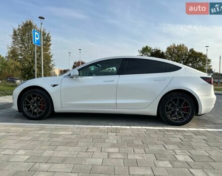 Білий Тесла Модель 3, об'ємом двигуна 0 л та пробігом 163 тис. км за 15999 $, фото 7 на Automoto.ua