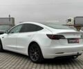 Білий Тесла Модель 3, об'ємом двигуна 0 л та пробігом 203 тис. км за 13790 $, фото 2 на Automoto.ua