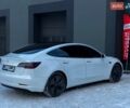 Белый Тесла Модель 3, объемом двигателя 0 л и пробегом 45 тыс. км за 17700 $, фото 9 на Automoto.ua
