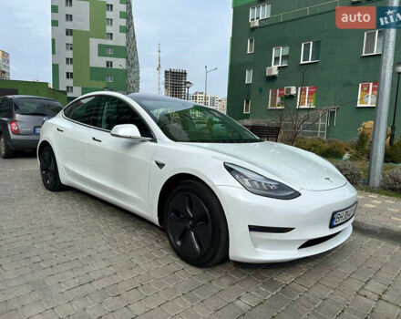 Белый Тесла Модель 3, объемом двигателя 0 л и пробегом 55 тыс. км за 18200 $, фото 10 на Automoto.ua